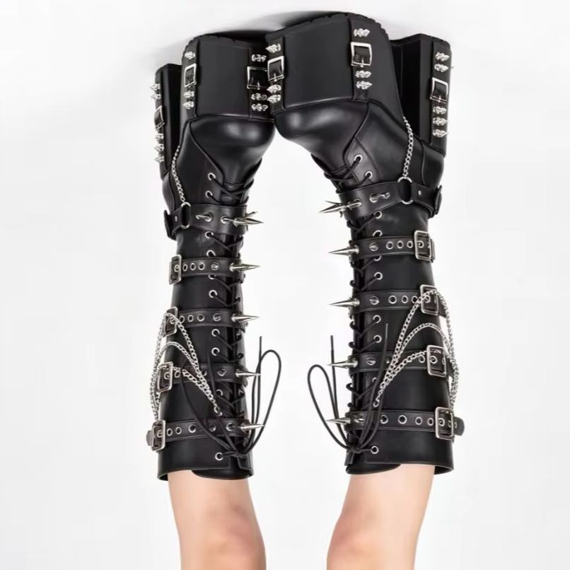 Street Fashion Y2K - Punk Tarzı Platform Motosiklet Botları Çivili